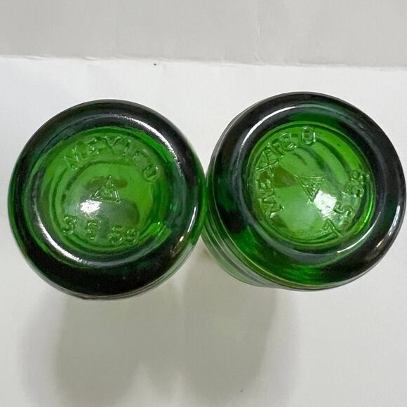 Mini Squirt Salt & Pepper shaker soda pop bottles. Collectible, Novelty Mexico - Picture 5 of 8